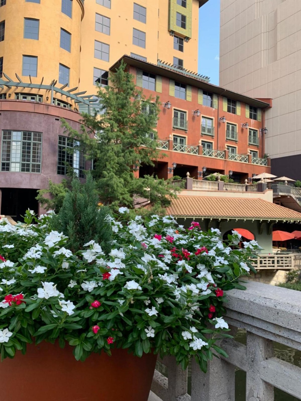 Hotel Valencia Riverwalk